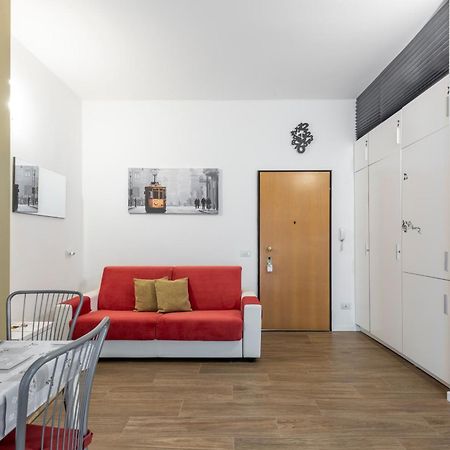 Ferienwohnung Lucky Flat, Un Momento Di Relax. Mailand Exterior foto