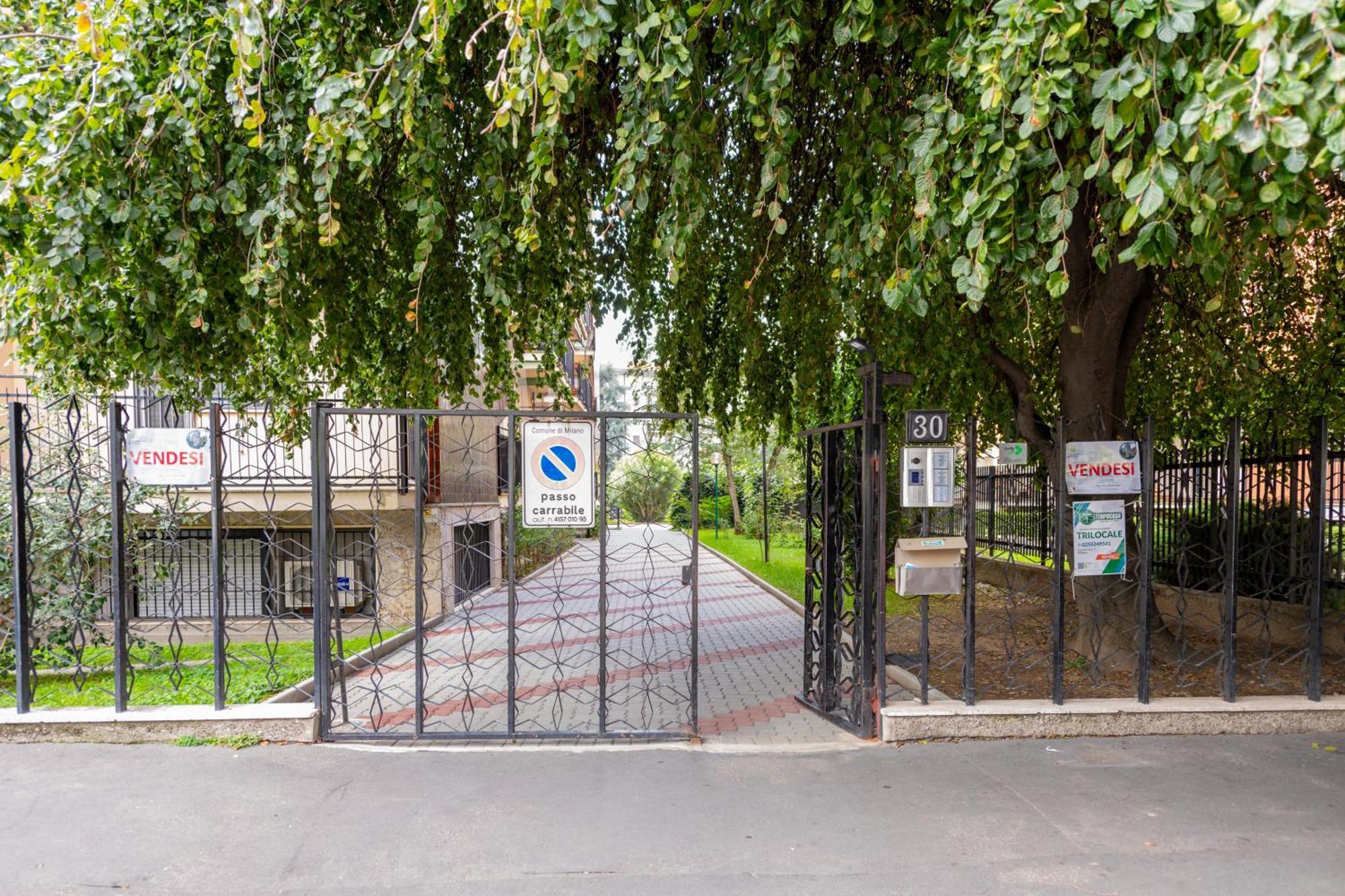 Ferienwohnung Lucky Flat, Un Momento Di Relax. Mailand Exterior foto